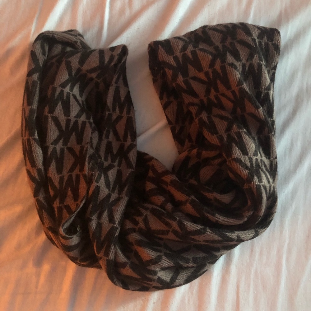 Michael Kors Scarf